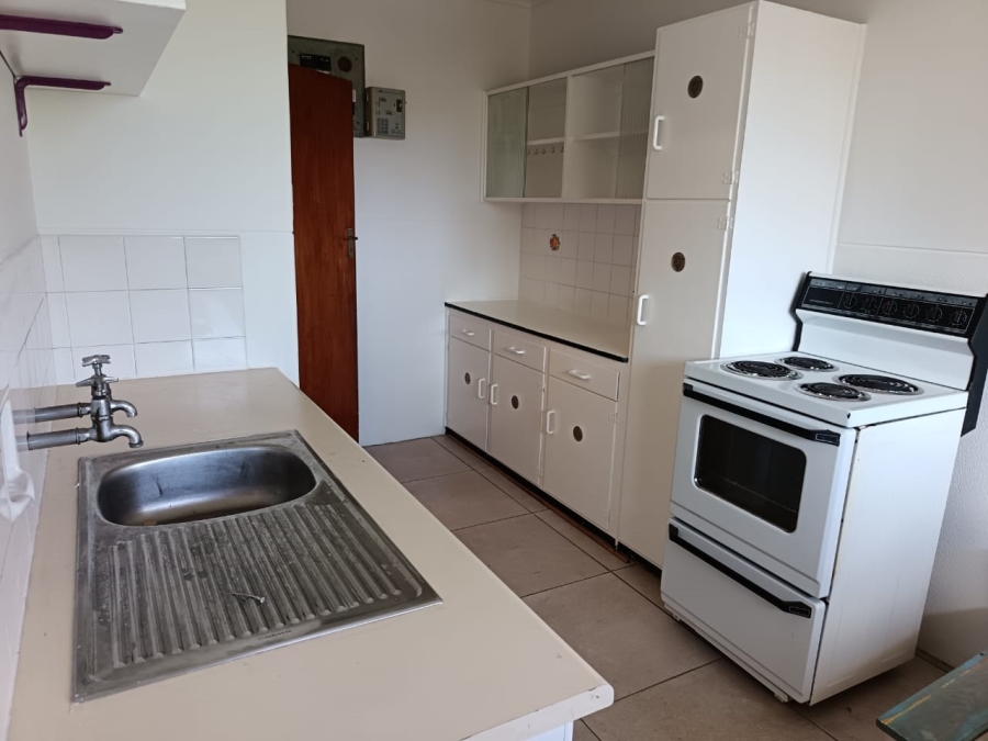 To Let 1 Bedroom Property for Rent in Pinelands Western Cape